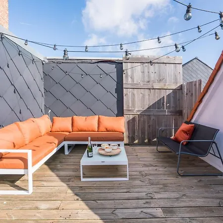 Sersea - Spacious House In With Garage Ferienhaus Ostende